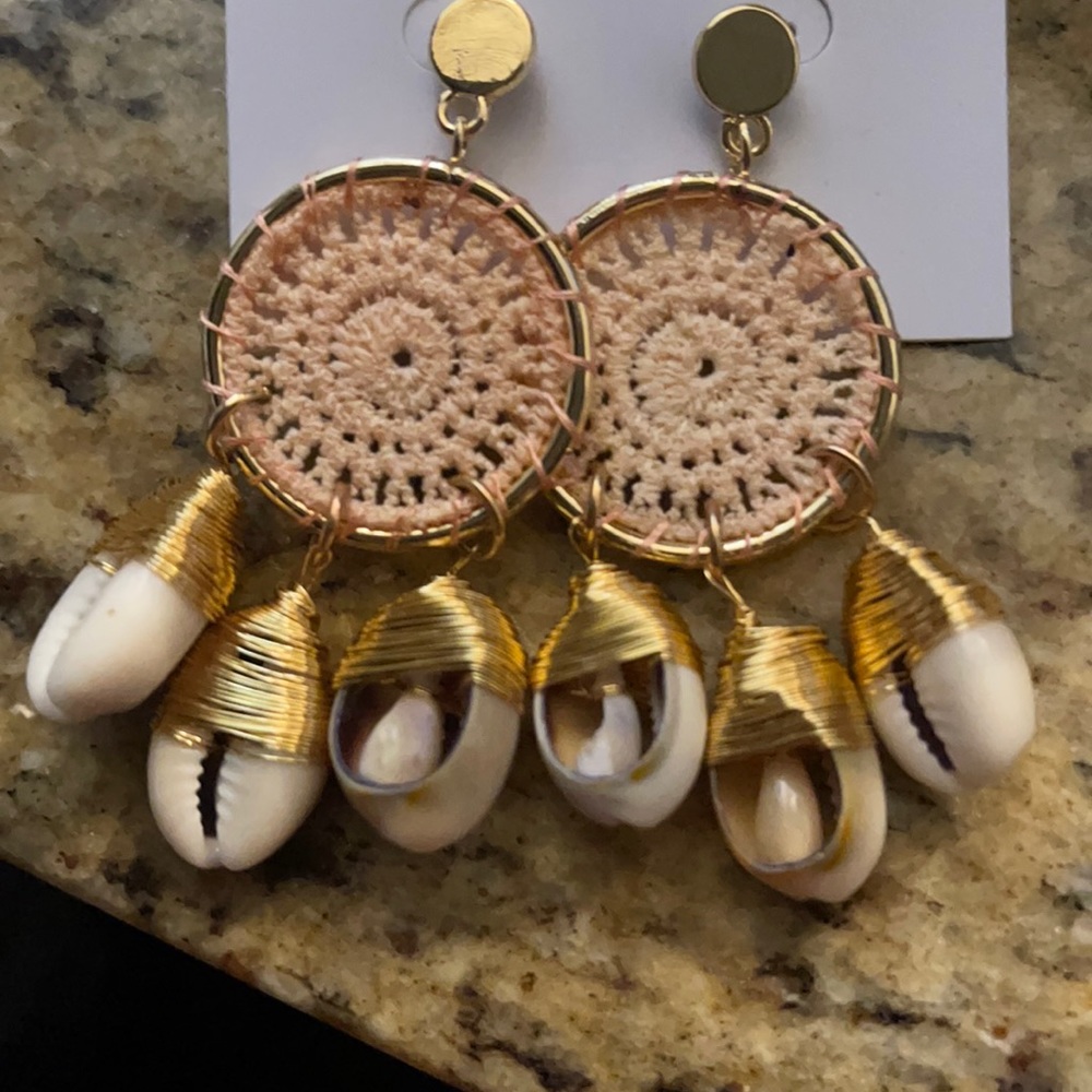 Badgley Gold Woven Earrings with Lobster Claws